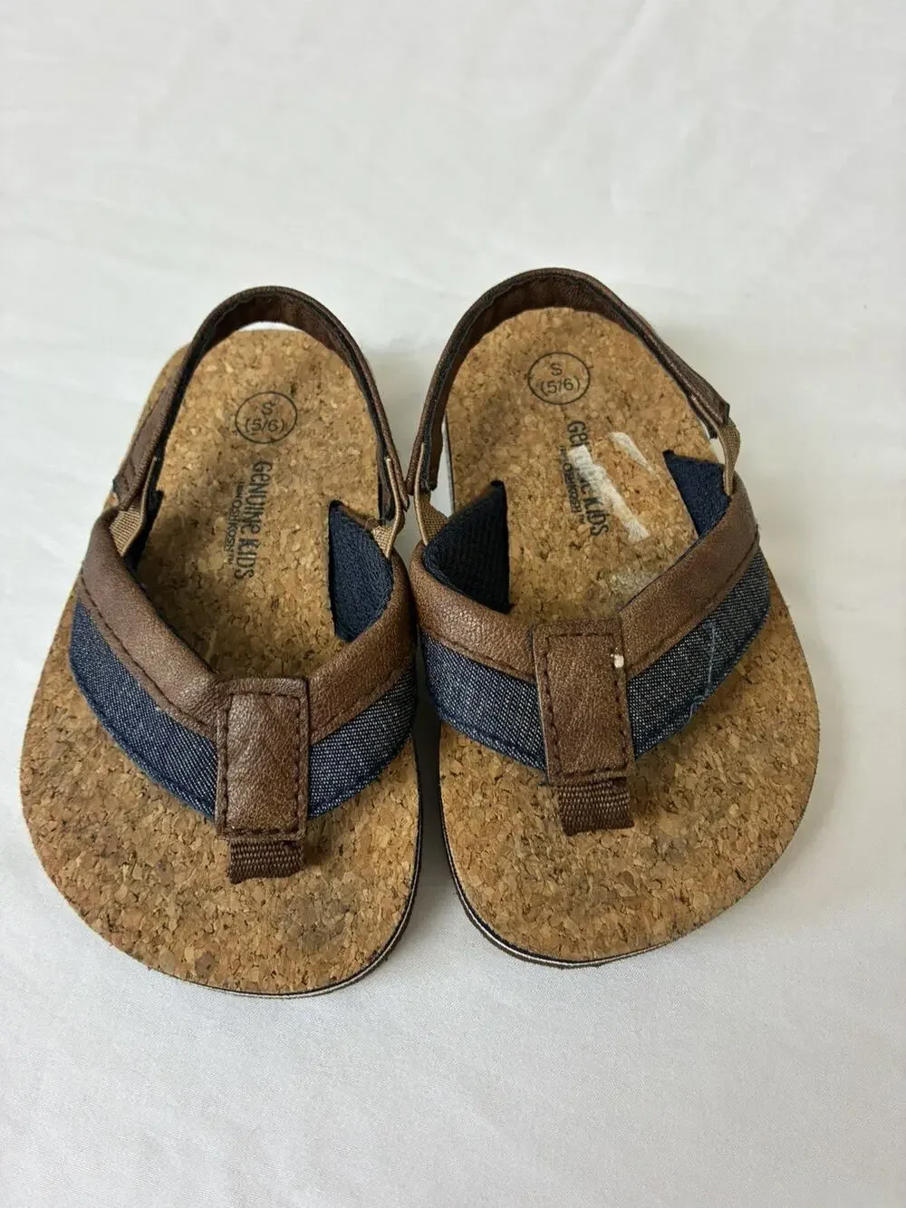 Kids Oshkosh B’gosh Sandals 5/6